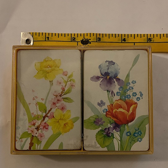 Hallmark Games Vintage Hallmark 2 Deck Bridge Playing Cards Beauty